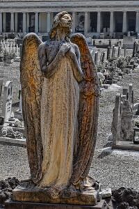 葬式の費用を比較する際に注意すべきポイントは？